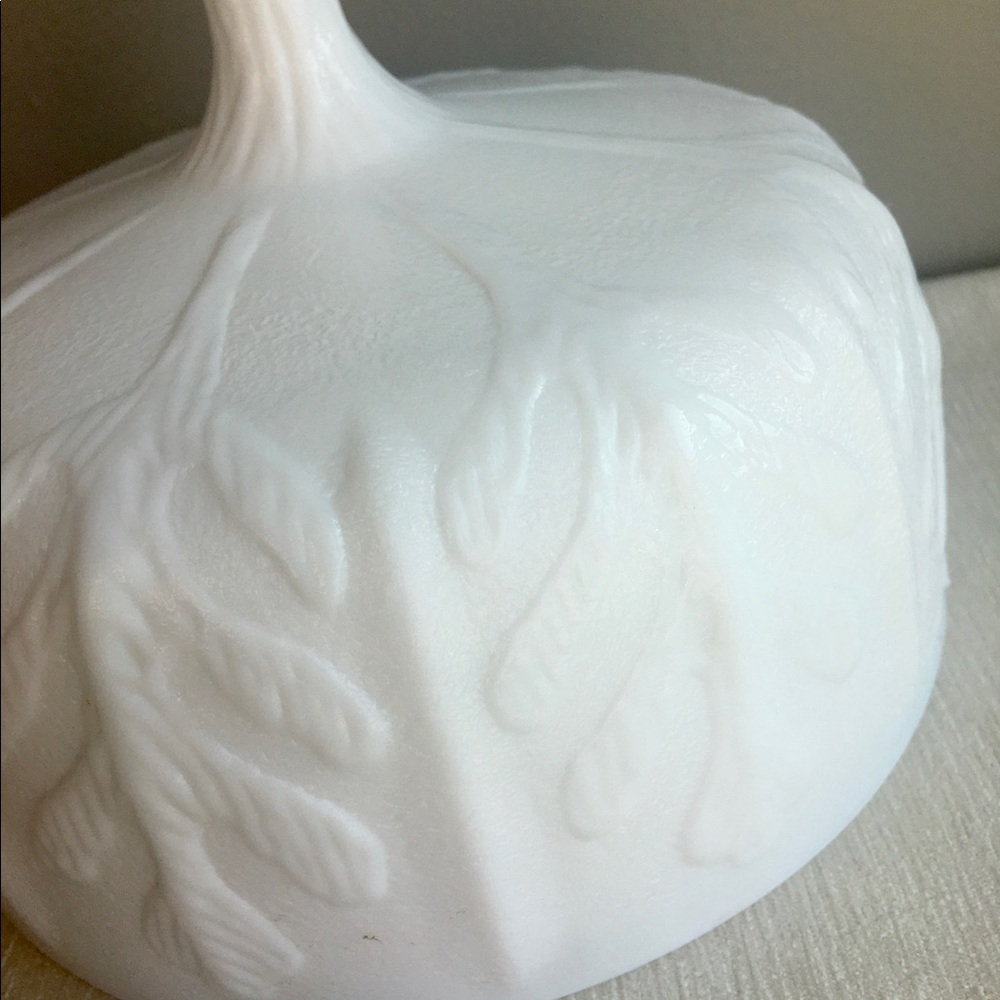 VINTAGE leaf motif pedestal planter/dish - Picture 4 of 5